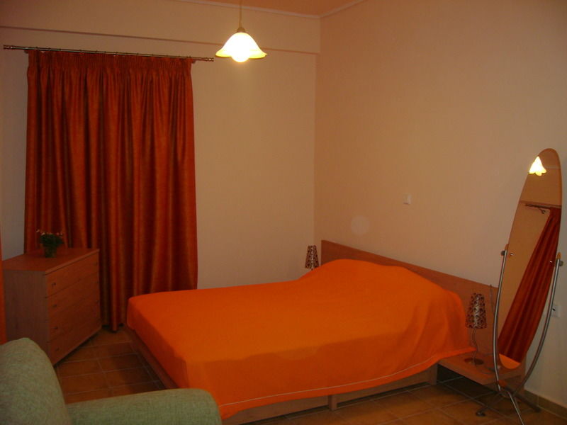 Nadia Apartments Molyvos エクステリア 写真